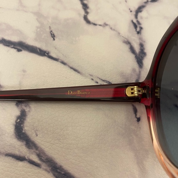 SOLD -Dior Bianca Sunglasses - Picture 5 of 8